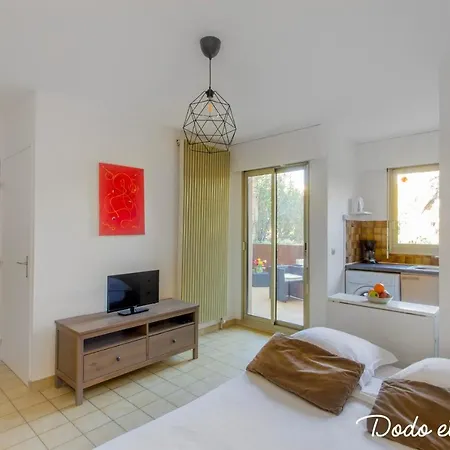 Fabulous 1 Bedroom With Pool, Tennis And Terrace - Dodo Et Tartine アパート